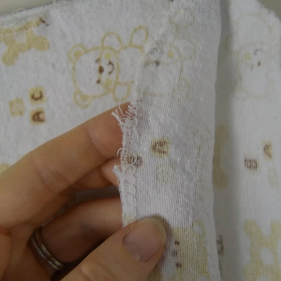 Cudlie Baby Bear Receiving Blanket White Tan Brown Flannel ABC Star - Picture 6 of 6